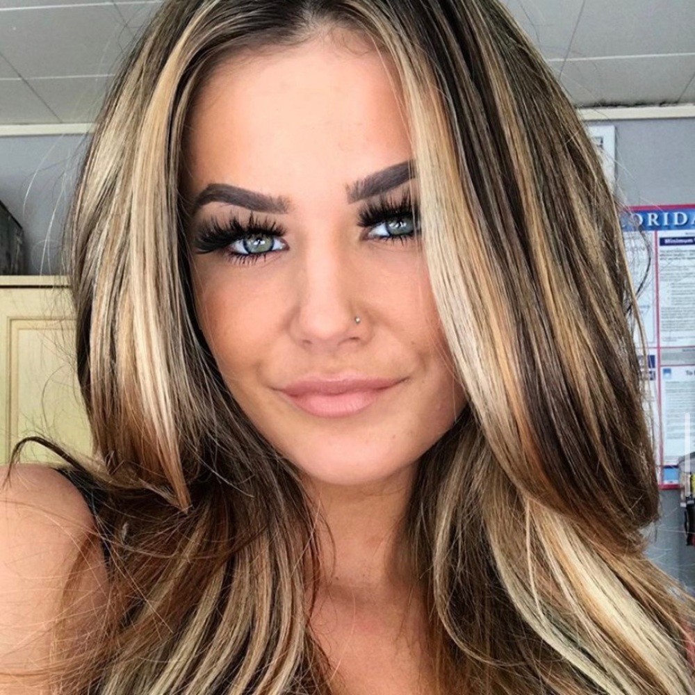 Meet your Posher, Alyssa